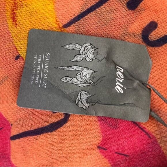 NEW ✨ Aerie Umbrella Print Square Scarf - Picture 3 of 8